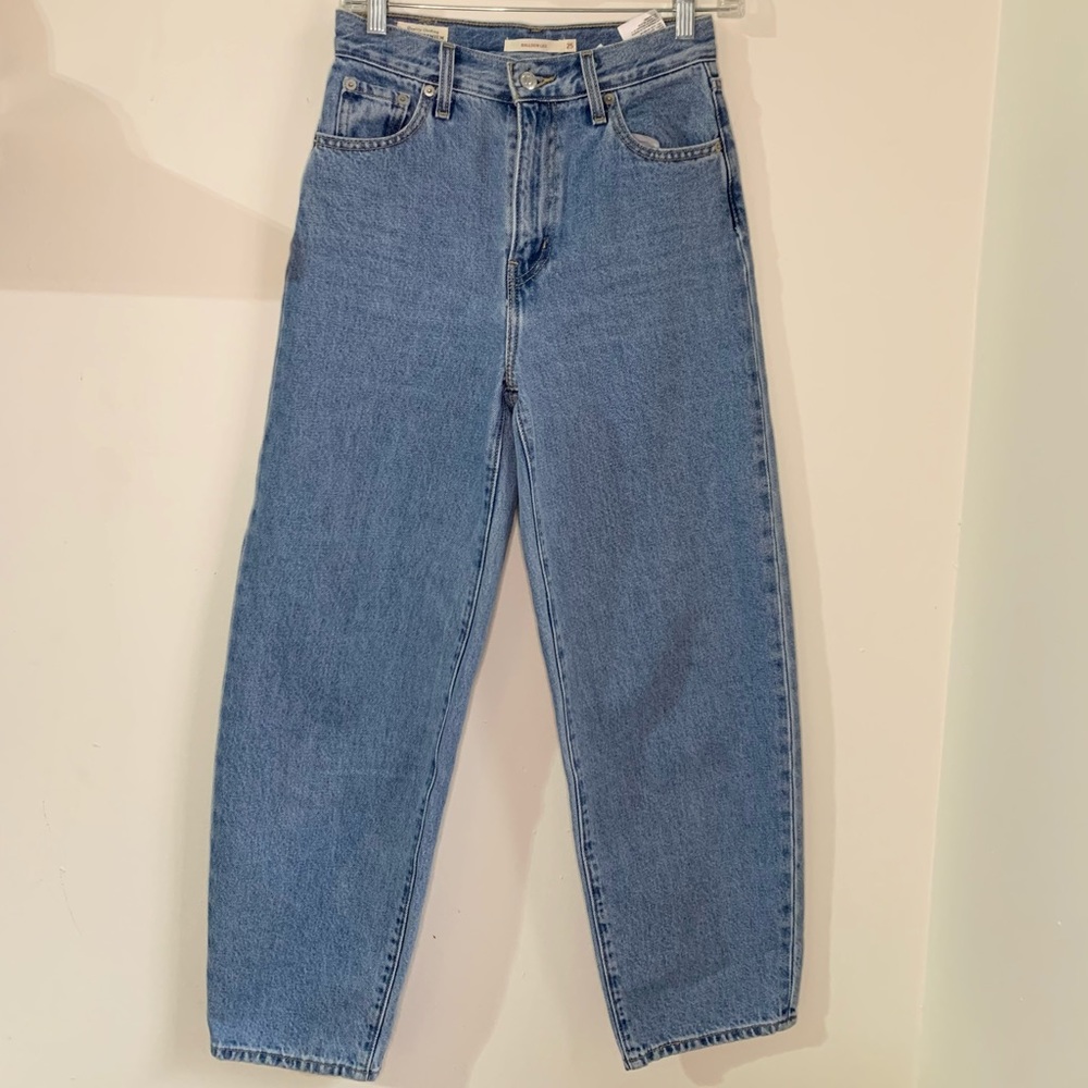 Levi balloon jeans